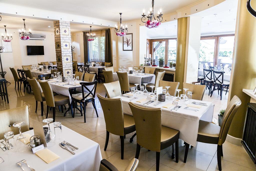 Villa Rosa Boutique Hotel บูดาเปสต์ ภายนอก รูปภาพ
